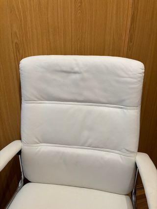 Silla de oficina El Corte Inglés blanca