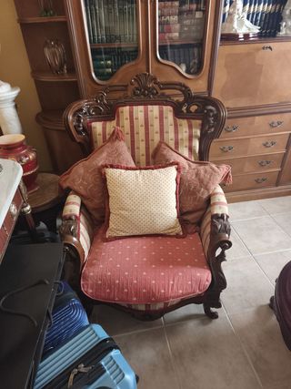 Tresillo clásico madera maciza tallada