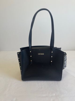 Bolsos Guess Negro y Marrón ambos solo 50€ unidad