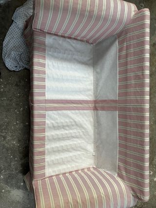 Sofá 2 plazas rosa y blanco