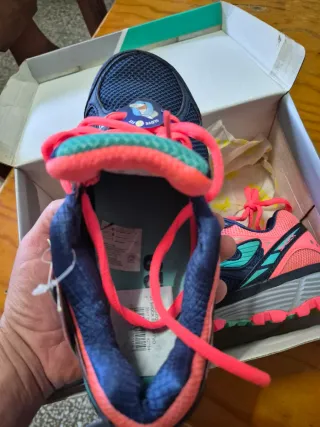 Botas Joma Azul y Rosa