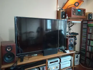 Altavoces JVC Marrones