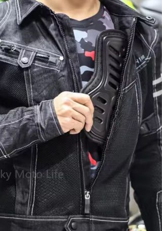 Chaqueta de moto NUEVA,  con protecciones