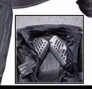 Chaqueta de moto NUEVA,  con protecciones