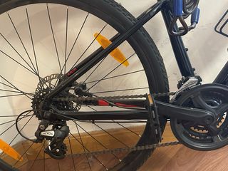 Nueva Bicicleta de Montaña Giant Negra + Casco