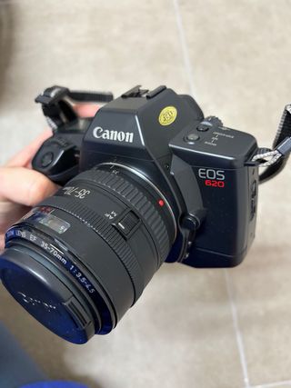 Cámara analógica Canon EOS 620