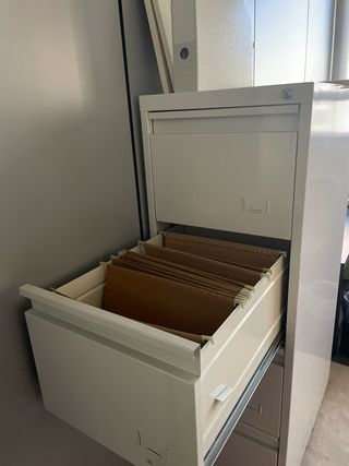 Cajonera de oficina metálica blanca