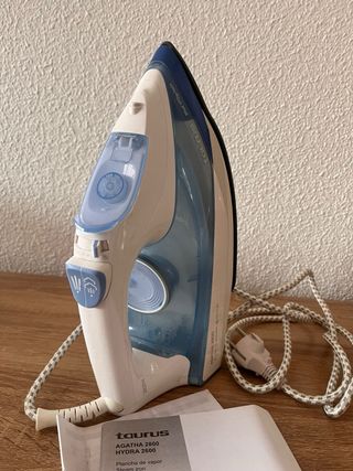 Plancha de Vapor Taurus Agatha 2800W