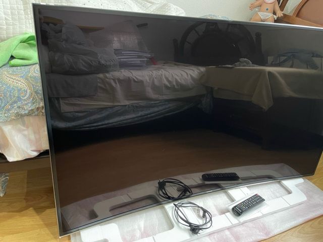 Samsung TV uhd ultra high definition 4k ovalada 55