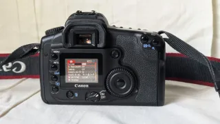 Canon EOS 20D Digital SLR + objetivo y accesorios