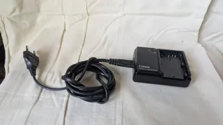 Canon EOS 20D Digital SLR + objetivo y accesorios