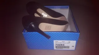Zapatos de tacón MaryPaz negros talla 36