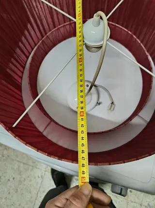 Lámpara de techo de tela roja