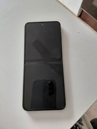 Samsung Galaxy Z Flip5 Scatola Nera