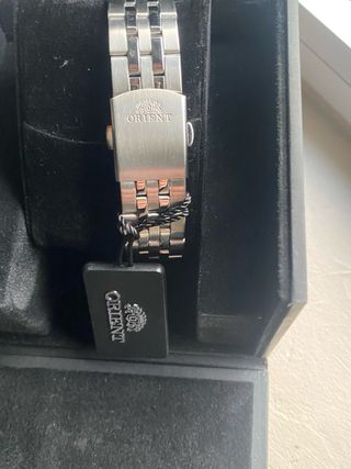 Reloj Orient Automático Plata y Blanco