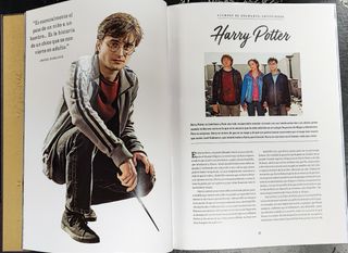 Mundo Mágico: el gran libro de los personajes