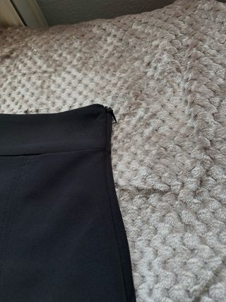 Falda larga Zara con abertura