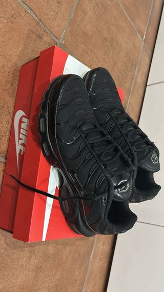 Nike Air Max Plus TN Negras