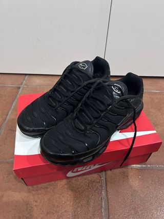 Nike Air Max Plus TN Negras
