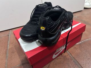 Nike Air Max Plus TN Negras