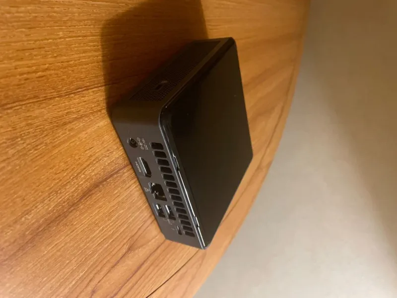 Mini PC Intel NUC10i7FNH i7-10710U Barebone