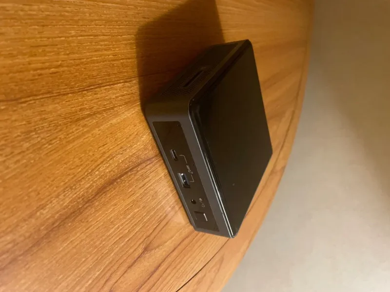 Mini PC Intel NUC10i7FNH i7-10710U Barebone afbeelding 3