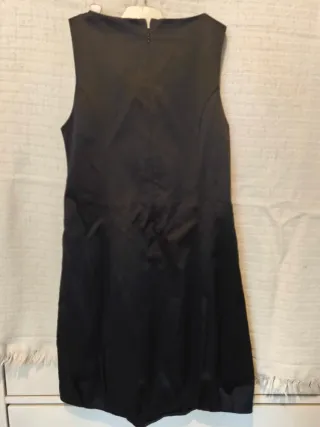 Vestido negro con lazo