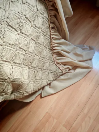 Colcha ganchillo café con leche