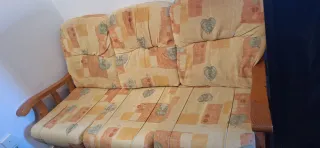 Sofá y sillones tricolor madera