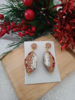 Orecchini pendenti oro e corallo