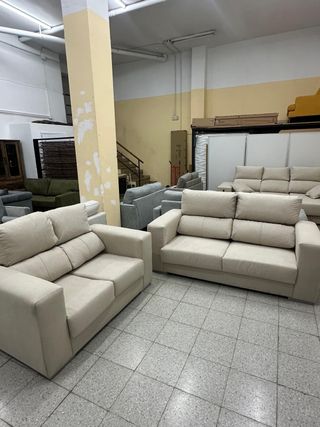 Conjunto de  Sofa 3 + 2 Nuevo en 2 COLORES!!