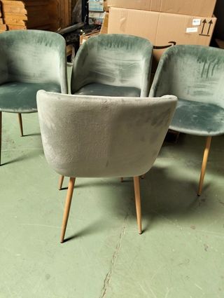 Juego de 2 sillas de comedor.