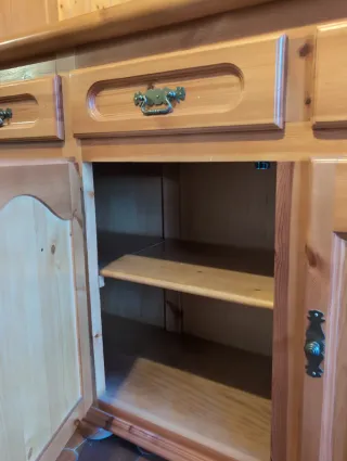 Mueble de salón de madera