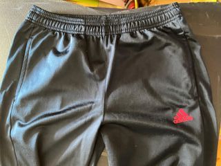 Pantalón chándal chica Adidas azul y rosa