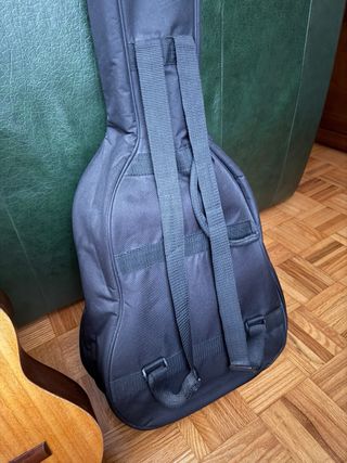 Guitarra clásica para niños con funda