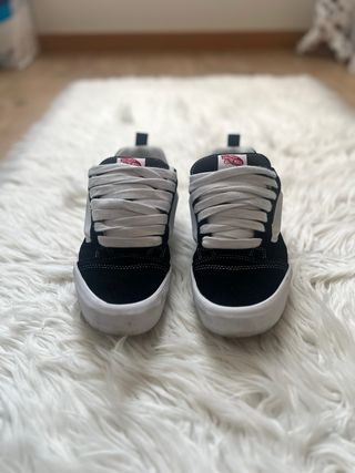 Zapatillas Vans Old Skool Negras y Blancas