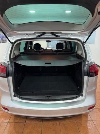 Opel Zafira Tourer 2016