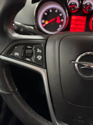 Opel Zafira Tourer 2016