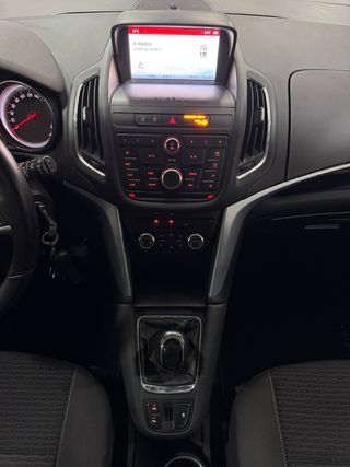 Opel Zafira Tourer 2016
