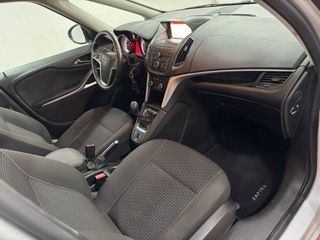 Opel Zafira Tourer 2016