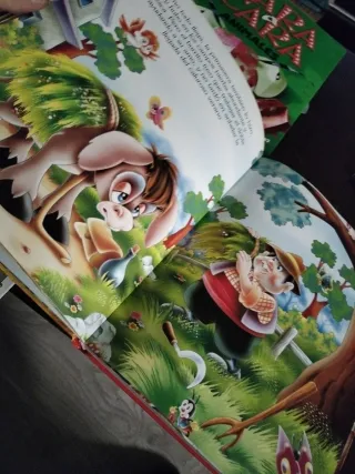 Fábulas de animales (Fábulas y Cuentos) (Spanis...