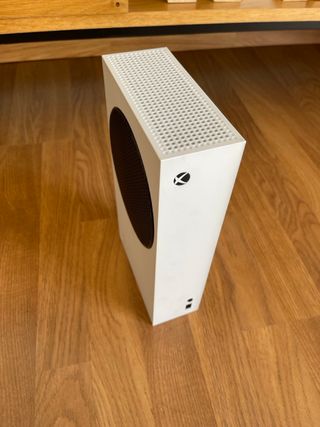 Xbox Series S Blanca + Mando + Tarjeta 1TB