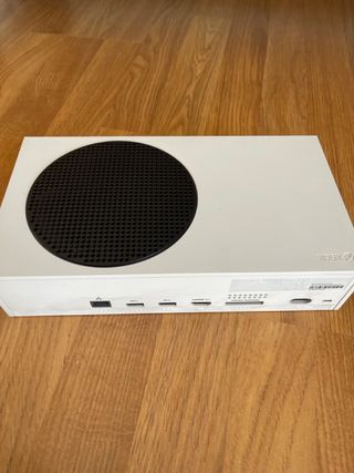 Xbox Series S Blanca + Mando + Tarjeta 1TB