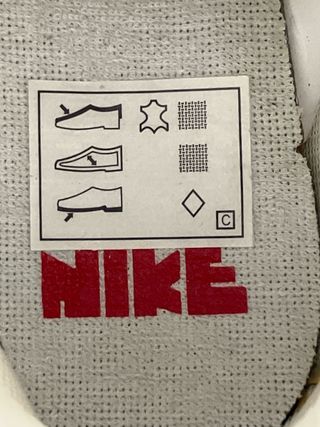 Nike Challenger Talla 42 Beige/Rojo