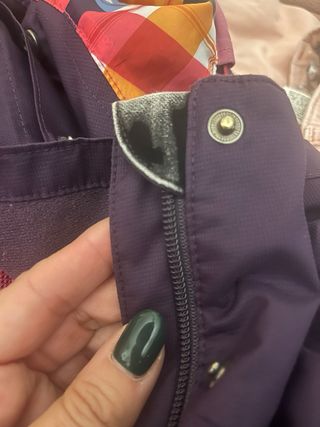 Chubasquero Quechua Morado