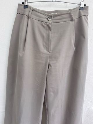 Pantalón ancho pinzas wide leg talla caqui