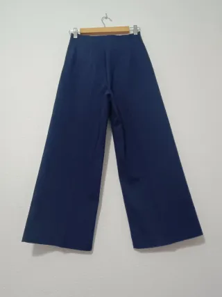 Pantalón ancho crop azul