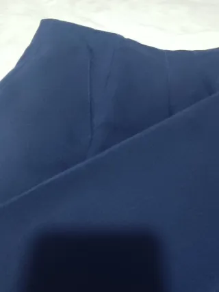 Pantalón ancho crop azul