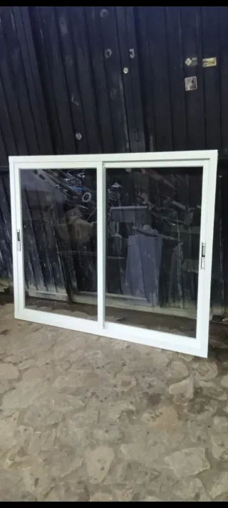 Ventana corredera aluminio,1.50 ancho 1.20 alto