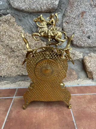 Reloj de sobremesa de Bronce con figura ecuestre